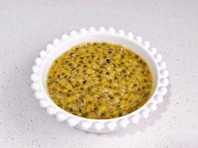 搅拌均匀，一次吃不完可以速冻。