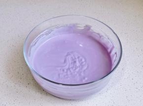 搅拌至无干粉。