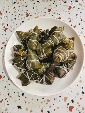 捞出控干水分就可以开吃了！