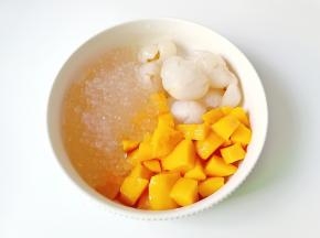 西米，芒果，荔枝放一起