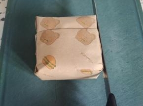 用刀拍打一下！