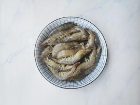 基围虾去虾头虾线，