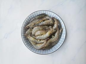 基围虾去虾头虾线，