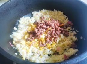 加入牛肉，