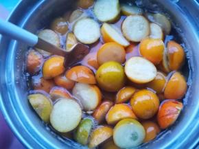 翻搅至粘稠状即可。