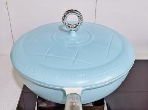 盖上盖子煮8分钟。