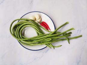 准备好所有食材。