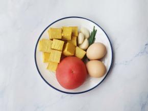 准备好所有食材。