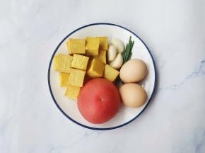 准备好所有食材。