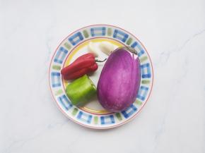 准备好所有食材。