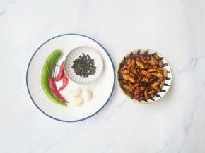 准备好所有食材。