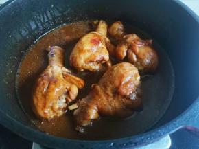 大火煮转15分钟至入味，收汁撒点葱花。