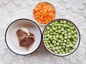 准备好所有食材。