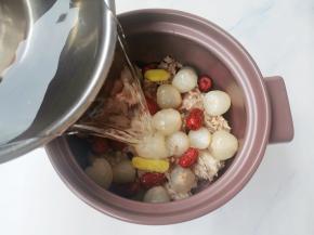 加入三大碗水，