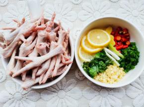 清洗好所有食材。