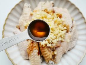 半勺盐，半勺糖，1勺淀粉，