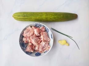 准备好所有食材。
