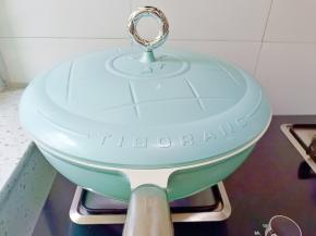 盖上盖子开大火煮开。