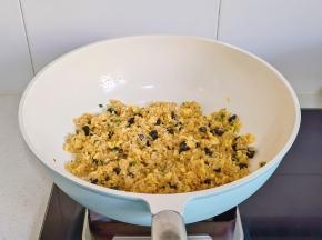 翻炒1分钟出锅。