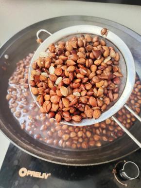 捞出控干水分！