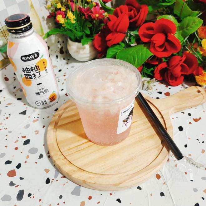 水蜜桃柚柚西打气泡水