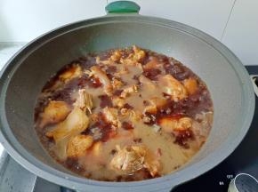 加开水没过猪脚