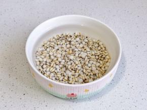 薏米冷水泡30分钟