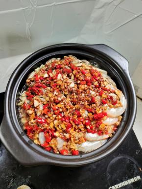 水不要加太多，刚好能看到水就可以了！