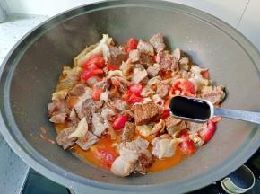 加生抽三勺，老抽一勺