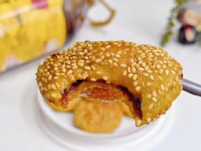 一口气吃三个～