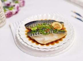 青花鱼清蒸口感真的绝了~