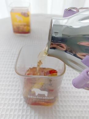 泡了2小时的姜枣养生茶就可以开喝了！