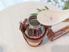 外出时可以放入克拉杯里，随时吃都是暖暖的，真好！