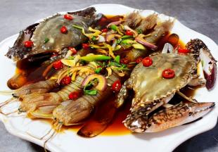 醉卤虾兵蟹将也是宴客的拿手大菜哦！