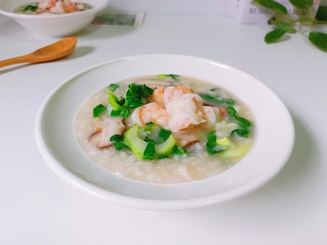 鲜虾蔬菜粥