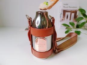 可以放在克拉杯里，中午吃还热乎乎的！