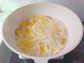 水开后放萝卜丝