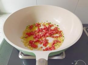加入牛肉粒